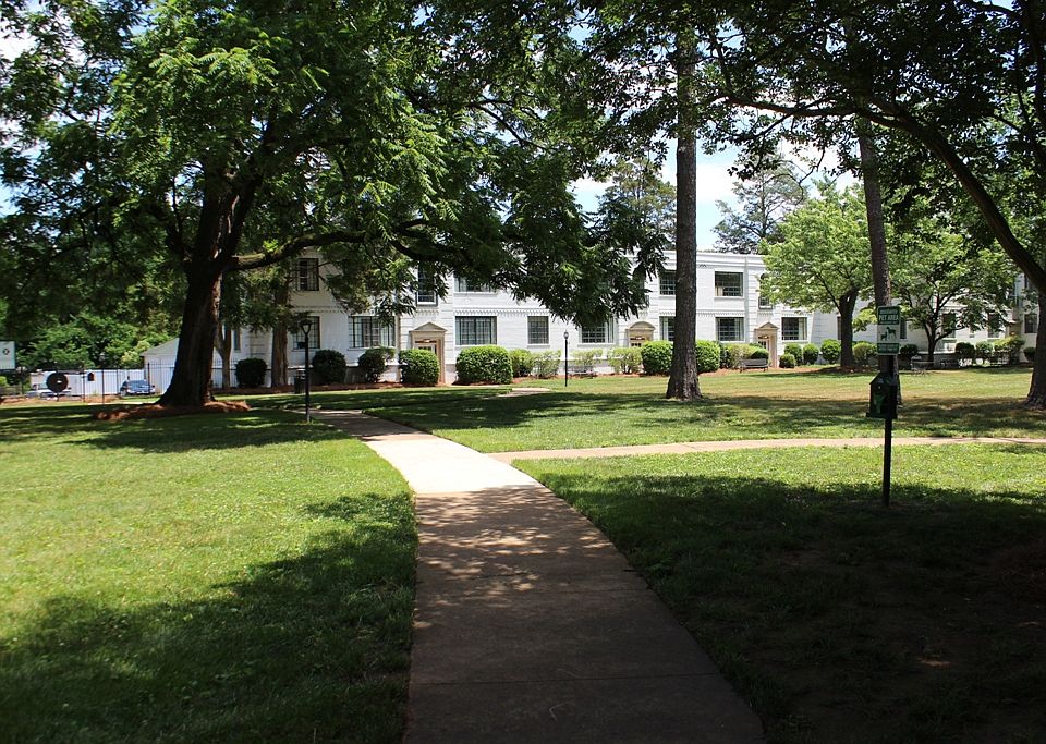 1st image of 1700-H2 N Elm St