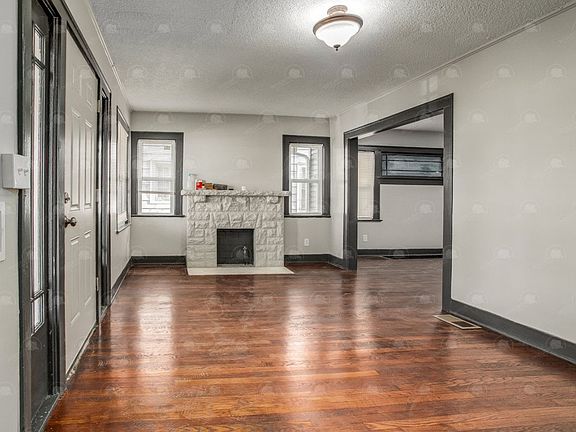 5th image of 4405 Bellefontaine Ave
