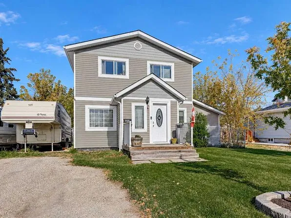 9316 S 102nd Ave, Grande Prairie, AB T8V 0Z3