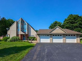 1290 Christensen Rd, York, PA 17402