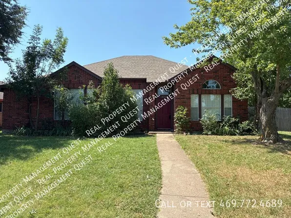 802 Nafus St, Cedar Hill, TX 75104
