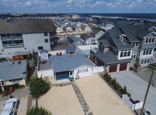 22 21st Avenue, South Seaside Park, NJ 08752