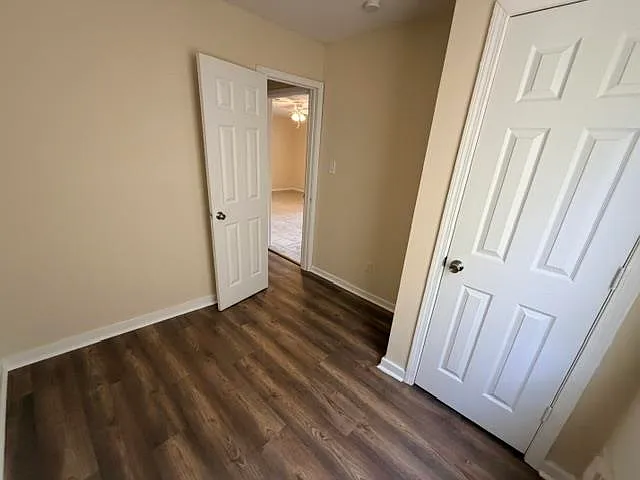 1723 Russwood Rd — Photo 10