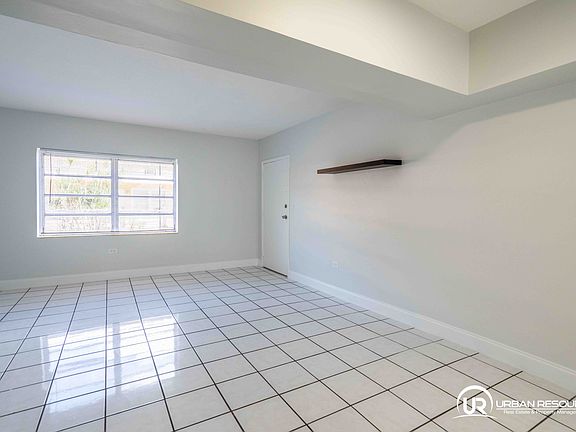 4th image of 439 NE 82nd St APT 2