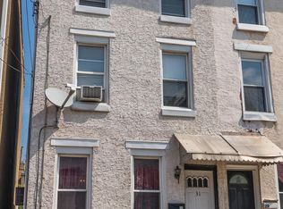 31 W 2nd St, Bridgeport, PA 19405