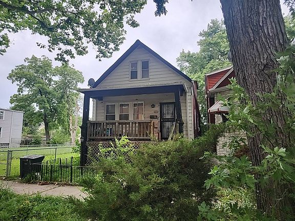 2nd image of 6112 S Hermitage Ave