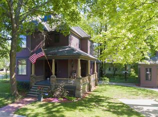 106 W 11th St, Holland, MI