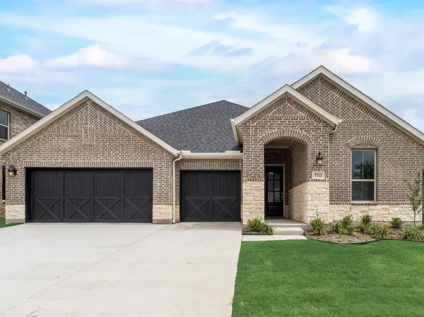 5713 Ferrers Dr, Aubrey, TX 76227