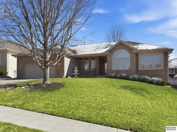 6221 S 174th St, Omaha, NE 68135