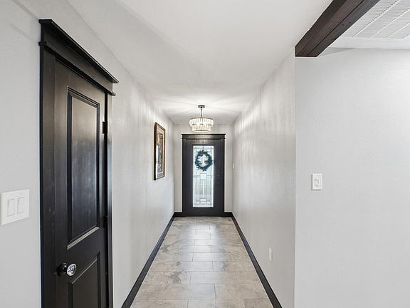 2nd image of 307 Wayside Dr