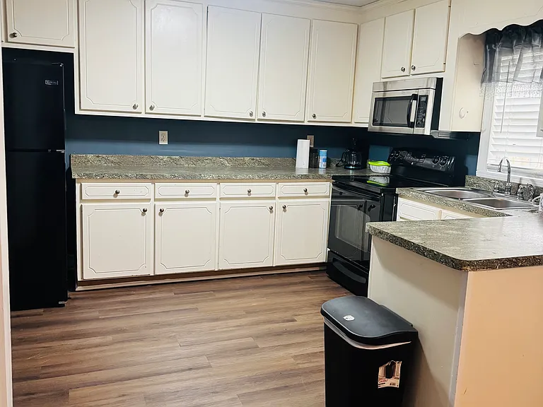 701 W Northington St — Photo 3