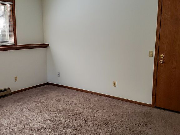 5th image of 529 Seminole Way