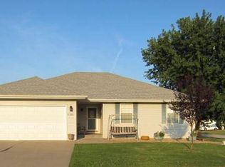 1026 N Wilson Ct, Republic, MO 65738