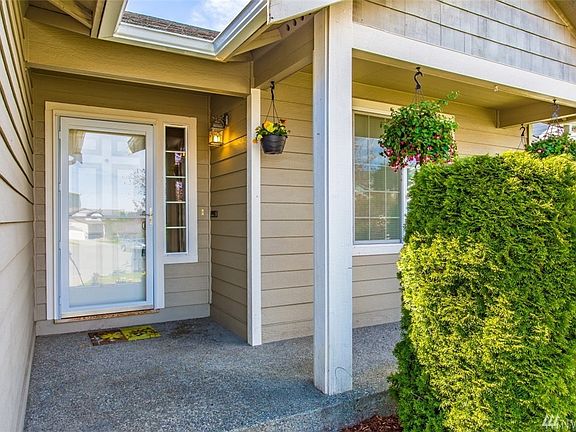 3rd image of 19827 17th Avenue Ct E
