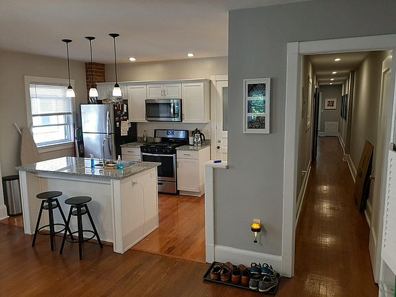 2nd image of 15105 Lake Ave APT 4