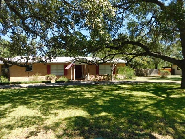 1st image of 360 Louise Dr