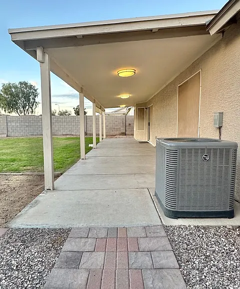 1700 S Weaver Dr — Photo 32