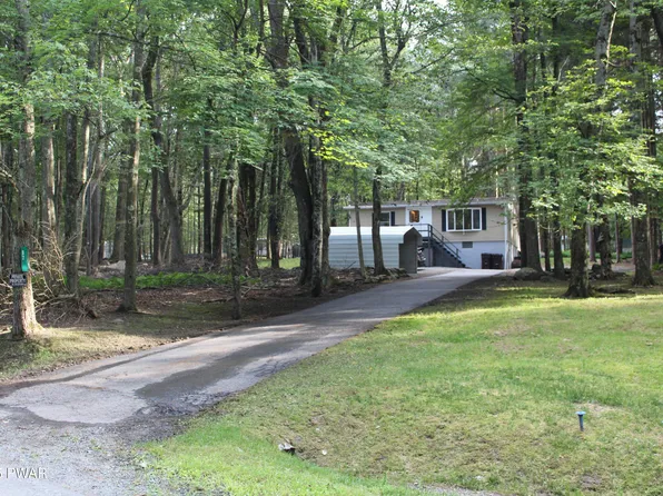 97 Tiffany Rd, Hawley, PA 18428