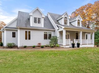 22 Snow St, Sherborn, MA 01770
