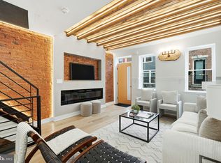 1410 S Bouvier St, Philadelphia, PA 19146