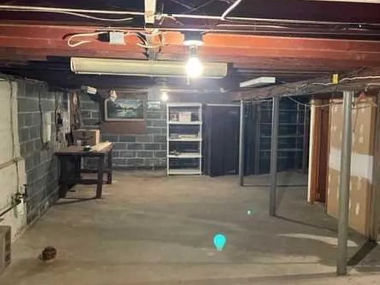 333 Lacey Dr — Photo 12