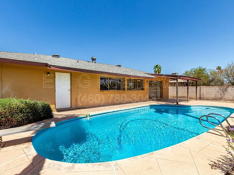 4013 S Hazelton Ln — Photo 31