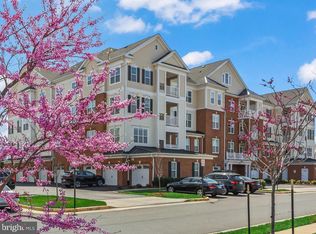 44589 York Crest Ter #300, Ashburn, VA
