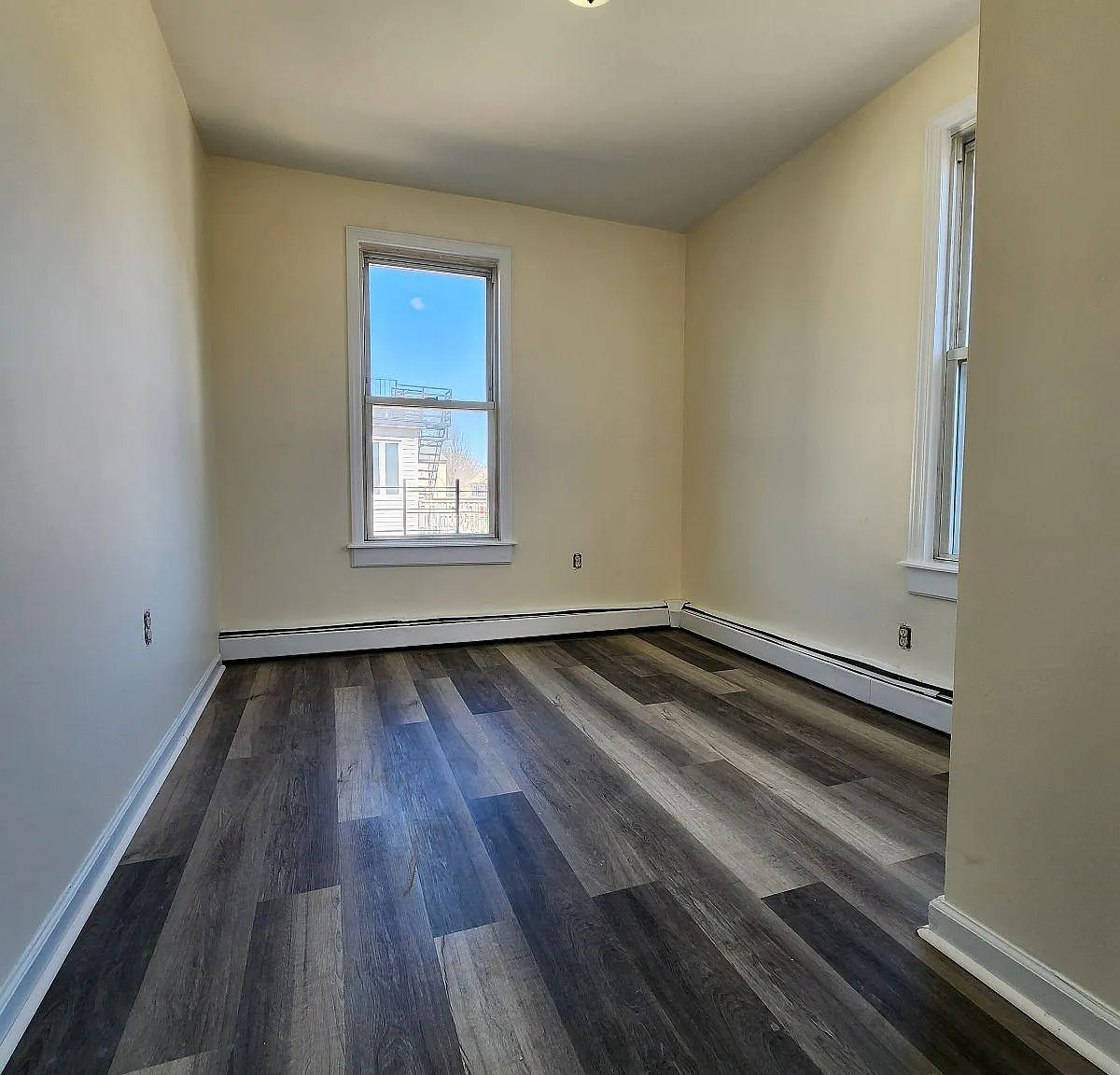 2 bed, $2,200 — Photo 4