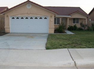 1028 Fremont St, Avenal, CA 93204