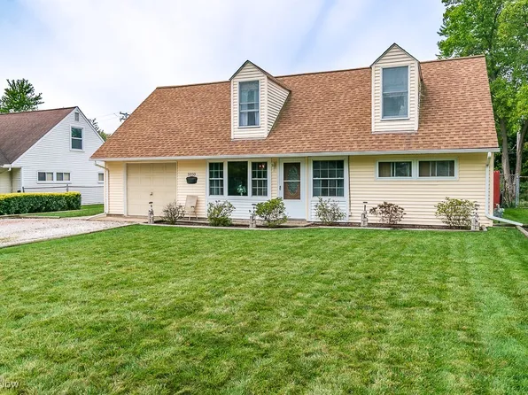 5050 Belle Meadow Rd, Mentor, OH 44060