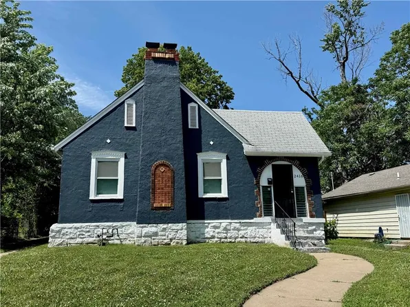 2416 E 70th St, Kansas City, MO 64132