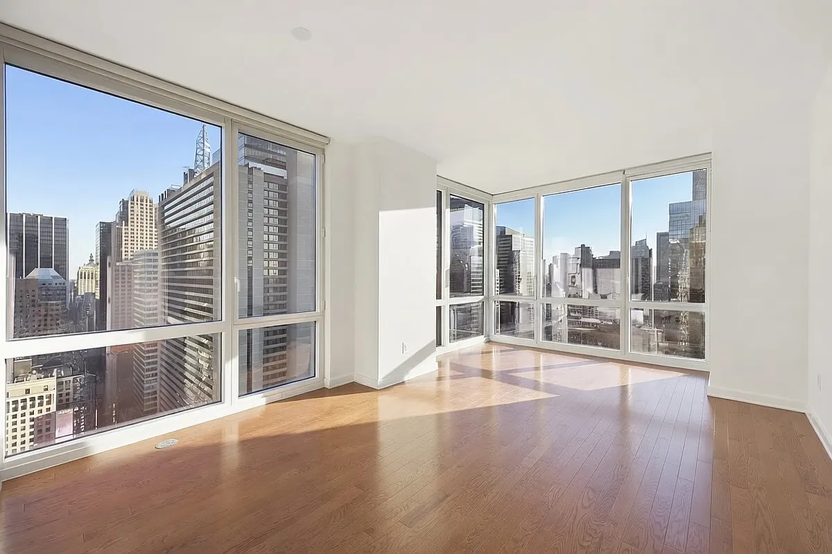 Building Photo - 247 W 46th St #3703