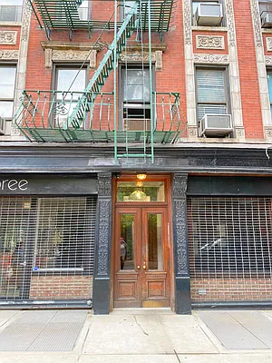 Rented by Waverly Realty Associates | media 2