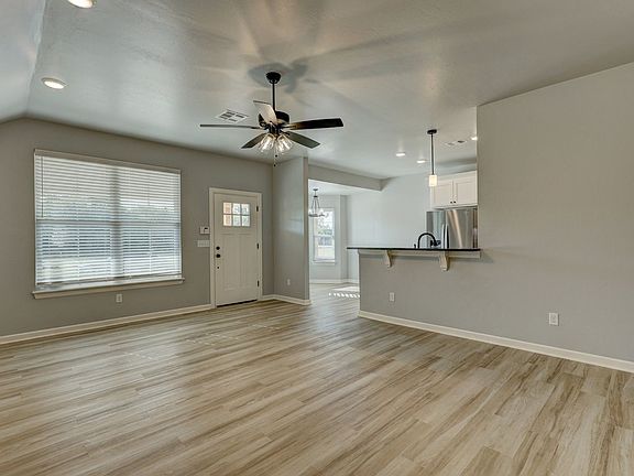 5th image of 5809 Campbell Creek Dr #B
