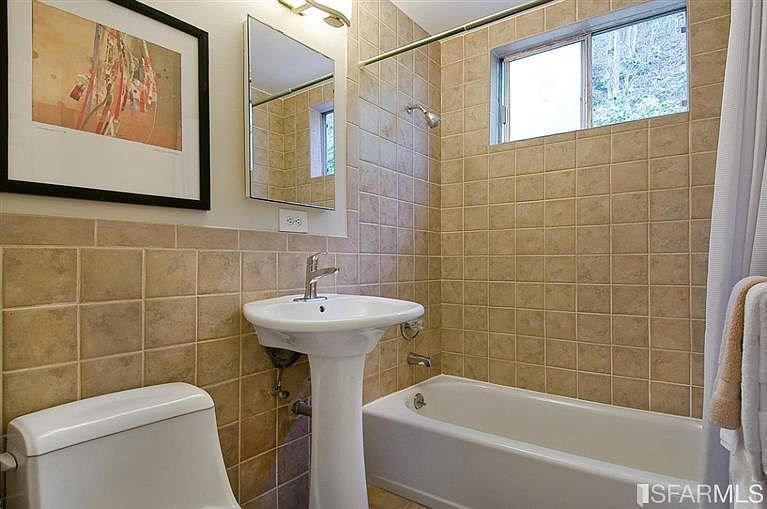 1st image of 158 Burnside Ave