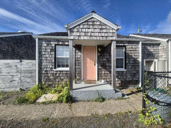 710 Pacific Ave N, Long Beach, WA