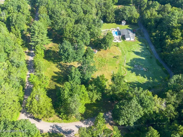 Side Hill Acres Dr, Moscow, PA 18444