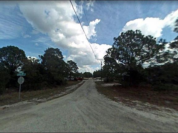 4th image of 405 Tahiti Ln