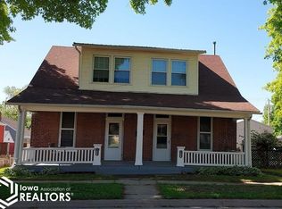 1206 Avenue E, Fort Madison, IA 52627