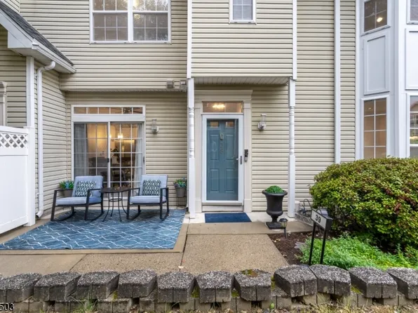 39 Wildflower Ln, Morris Twp., NJ 07960