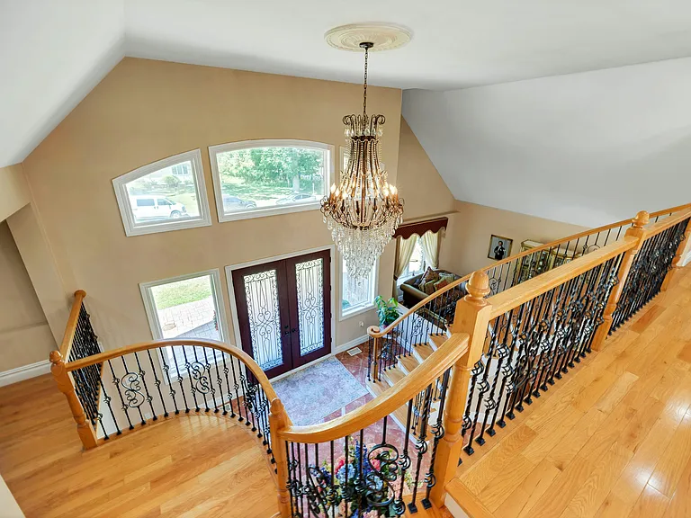 252 Mabel Pl — Photo 26
