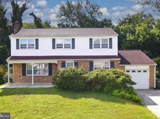 4 Swallow Cir, Newark, DE 19711