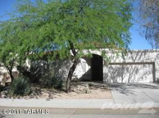 6481 N Shadow Bluff Dr, Tucson, AZ 85704