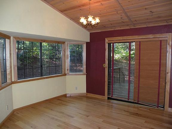 5th image of 15230 Willow Ridge Ct