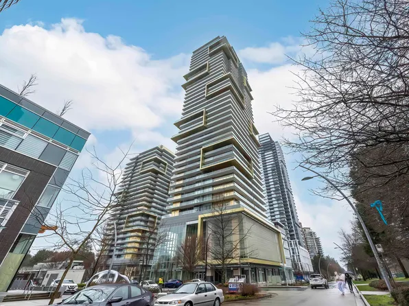 6383 McKay Ave #3804, Burnaby, BC V5H 0H8
