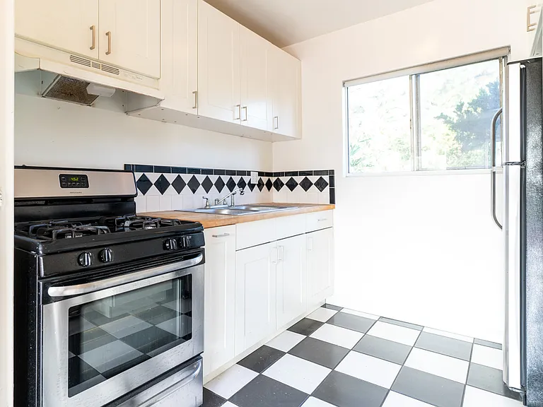 3501 Ellsworth St #6 — Photo 5