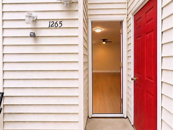 5th image of 1265 Jamestowne Trl