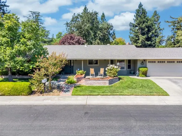 1403 Secret Bay St, Davis, CA 95616