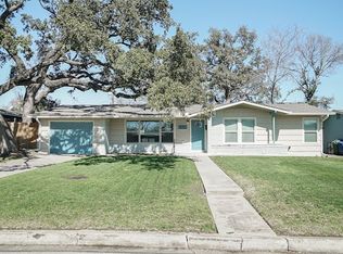 347 Cresham Dr, San Antonio, TX 78218