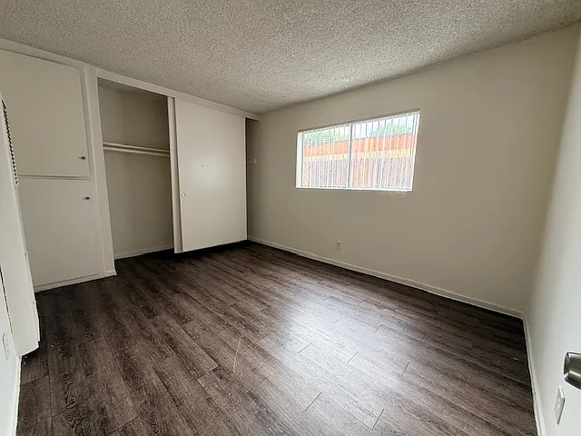 1435 Laurel Ave — Photo 17